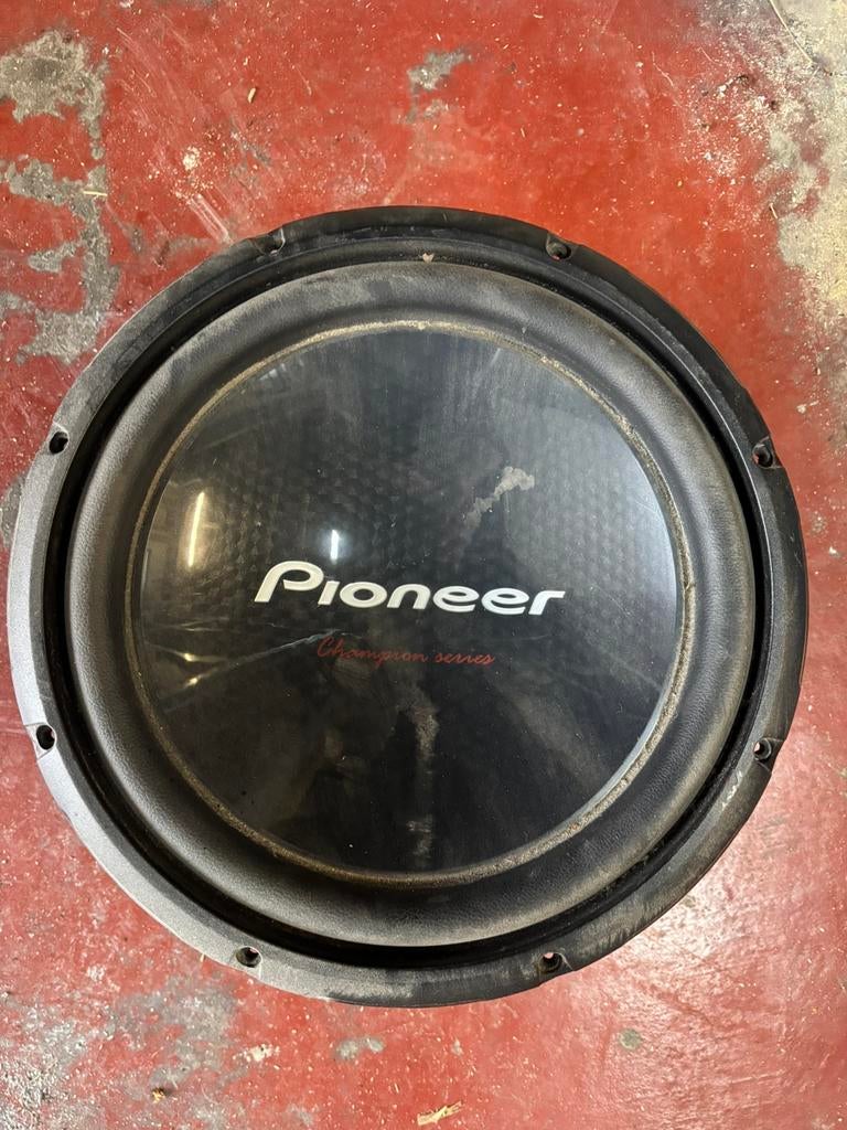 Pioneer subwoofer 1400watt, Auto diversen, Autospeakers, Ophalen, Zo goed als nieuw