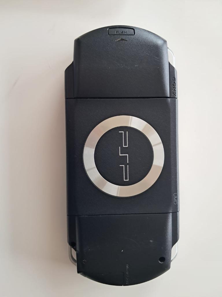 PSP 1004, Consoles de jeu & Jeux vidéo, Enlèvement ou Envoi, Utilisé, PSP, Avec jeux