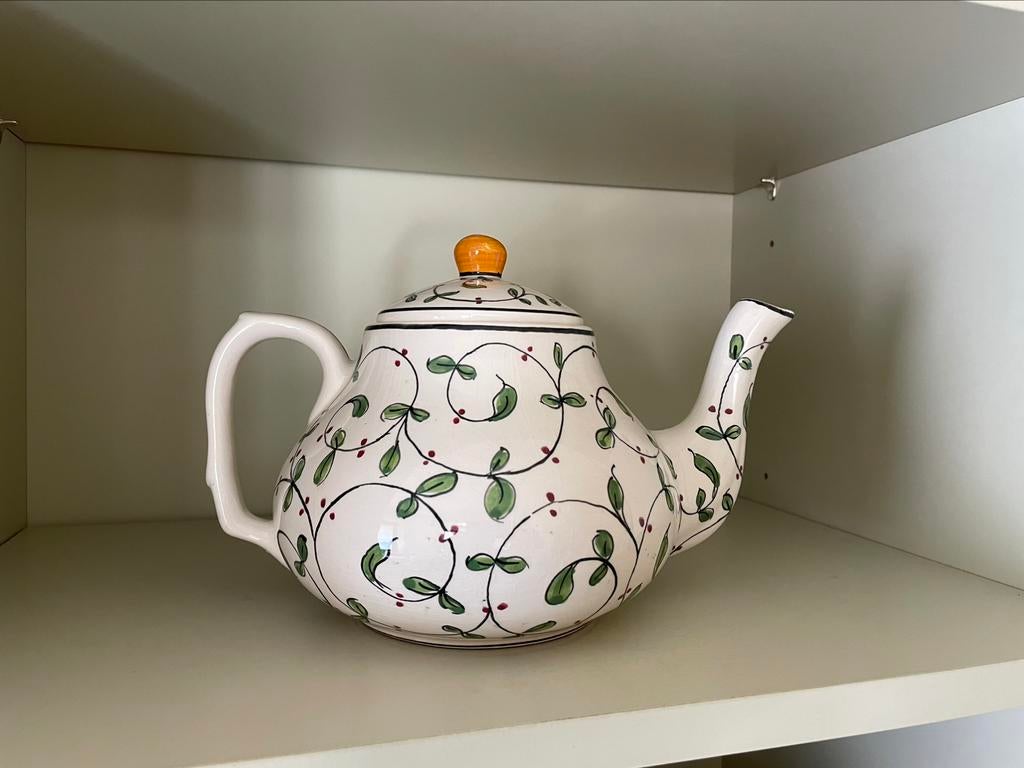 Koffie -of/en theekannen wegens sterfgeval.12€/stuk, Verzamelen, Ophalen