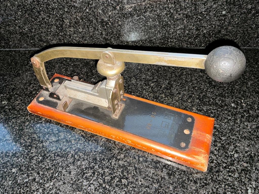 Nietjesmachine, Ophalen