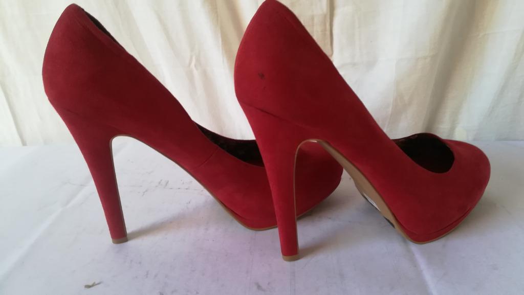 423B* ZARA mooie rode pumps (40), Pumps, Verzenden, Zara, Nieuw