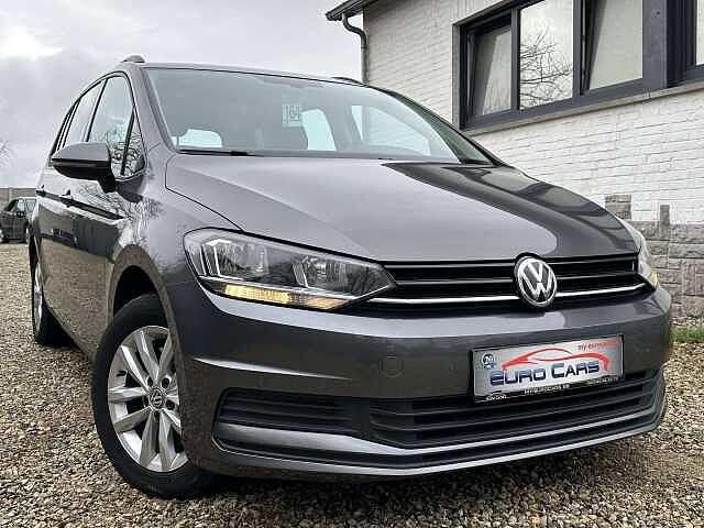 Volkswagen Touran 1.6 TDi SCR Trendline GPS/SENSOR/CRUISE, Auto's, Emergency brake assist, Monovolume, 83 kW, Te koop