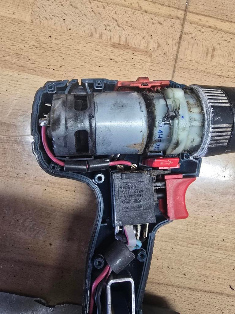 Machinegebouwreparatie, Ophalen