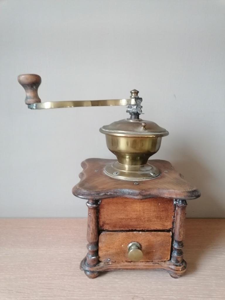 Ancien moulin à café en bois et laiton, Antiquités & Art, Enlèvement