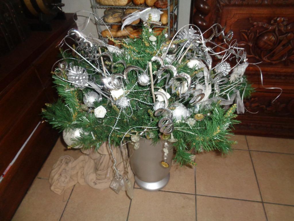 Grand vase gris avec déco Noel diamètre 20 hauteur 42 cm, Moins de 50 cm, Autres couleurs, Pierre, Comme neuf