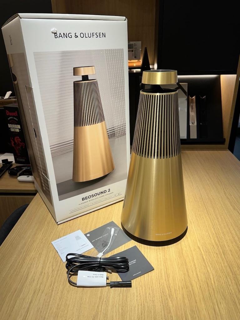 Bang & Olufsen Beosound 2 3th Gen Gold Tone Multiroom - B&O, Info@bang-olufsen.dk, Zo goed als nieuw, 60 tot 120 watt, Bang & Olufsen Alle 1 / DK-7600 Struer / Denmark