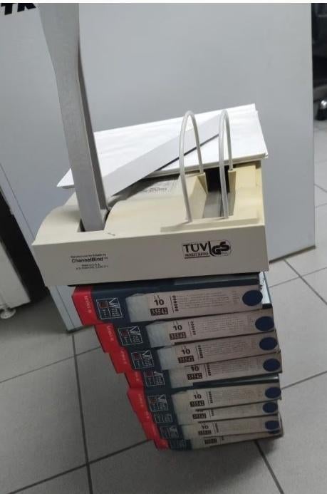 Inbindmachine esselte 3000CH, Ophalen, Zo goed als nieuw