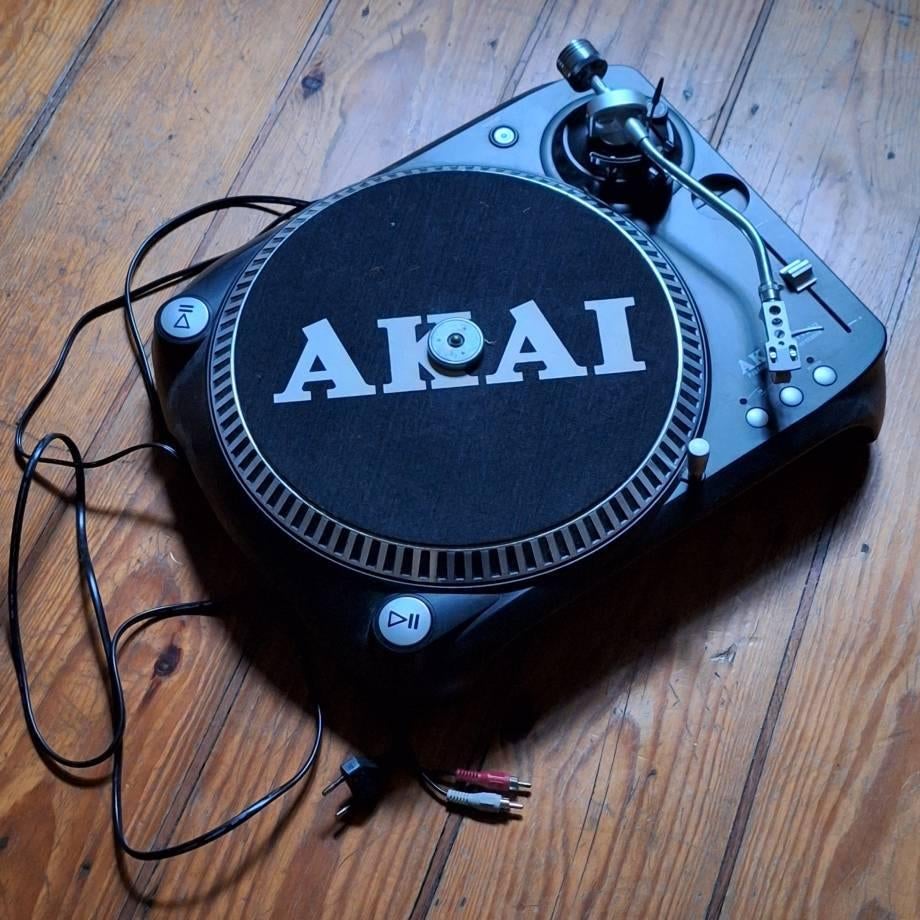 AKAI BELT Drive draaitafel voor vinylplaten, Audio, Tv en Foto, Platenspelers, Ophalen, Pitch-regelaar, Zo goed als nieuw, Platenspeler