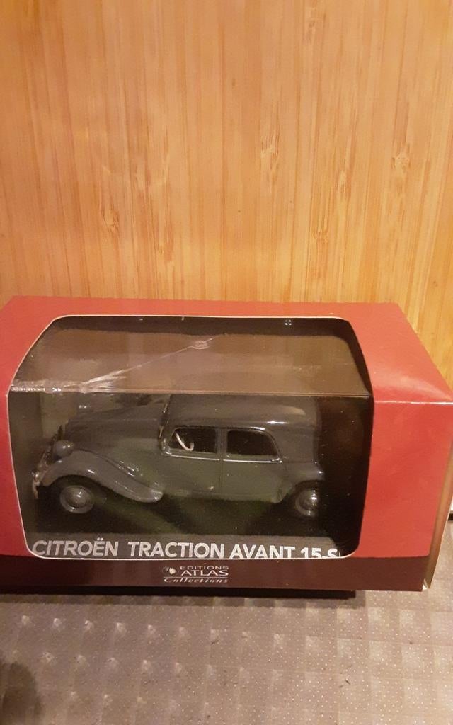Citroën traction avant miniatuur Citroën, Hobby en Vrije tijd, Modelauto's | 1:43, Ophalen of Verzenden, Zo goed als nieuw