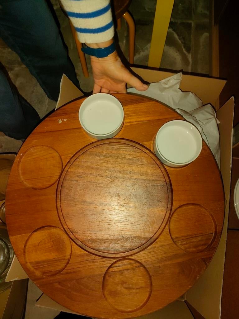 plateau tournant (EN available), Enlèvement, Utilisé