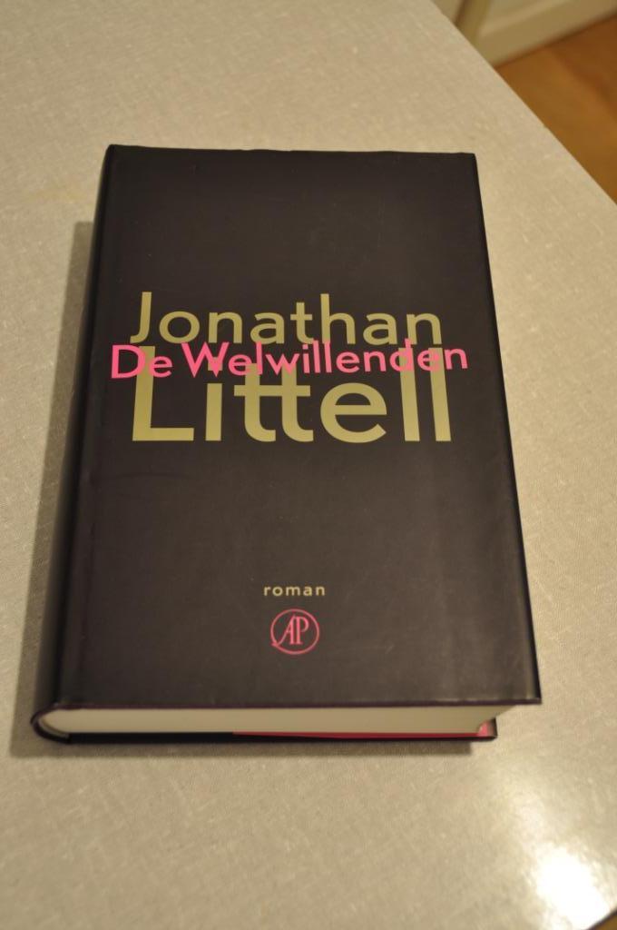 Jonathan Littell - De Welwillenden, Ophalen