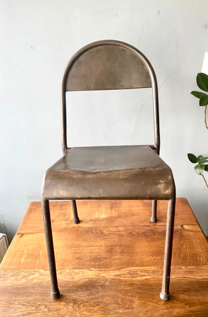 Industriële metalen stoelen, Huis en Inrichting, Stoelen, Ophalen, Gebruikt, Zwart, Vier