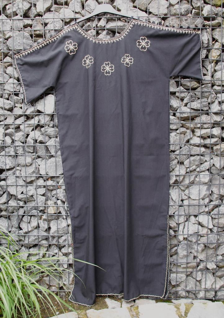 M161. Djellaba mixte pour une taille XL, Kleding | Dames, Overige typen, Zwart, Maat 46/48 (XL) of groter, Ophalen of Verzenden