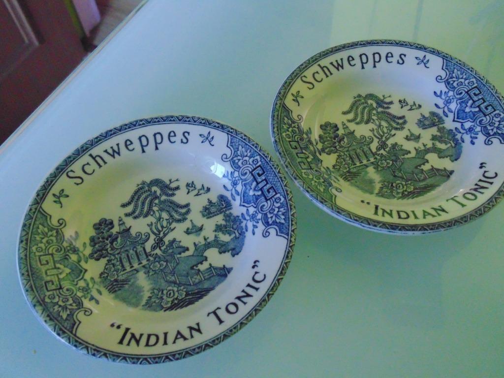 Ramasse monnaie Schweppes Indian Tonic " en faïence, Collections, Enlèvement ou Envoi, Comme neuf, Autres types