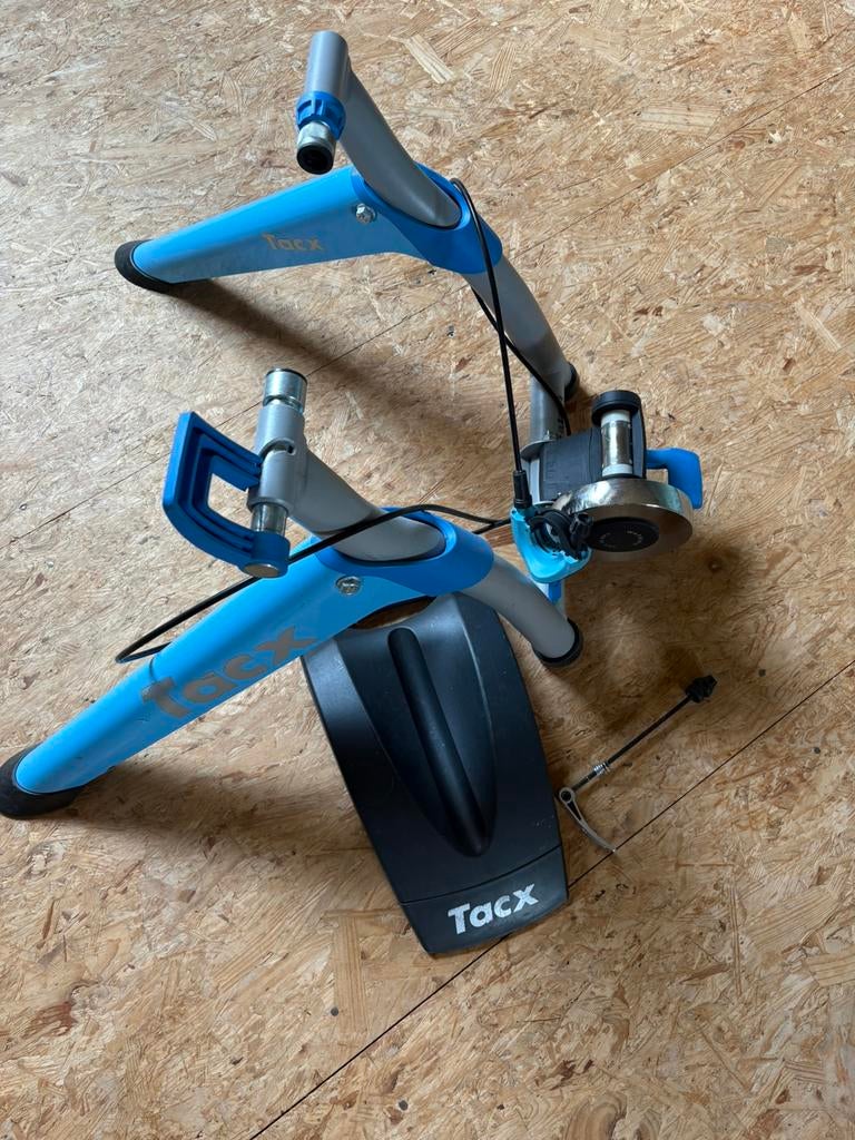Tacx fietstrainer - perfect voor wintertraining, Ophalen, Zo goed als nieuw