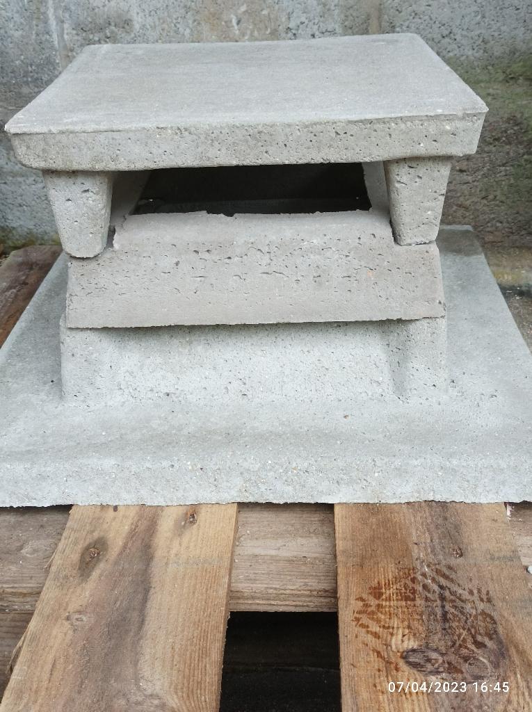 ANTIREFOULEUR EN BETON SEBIDAL, Enlèvement, Neuf