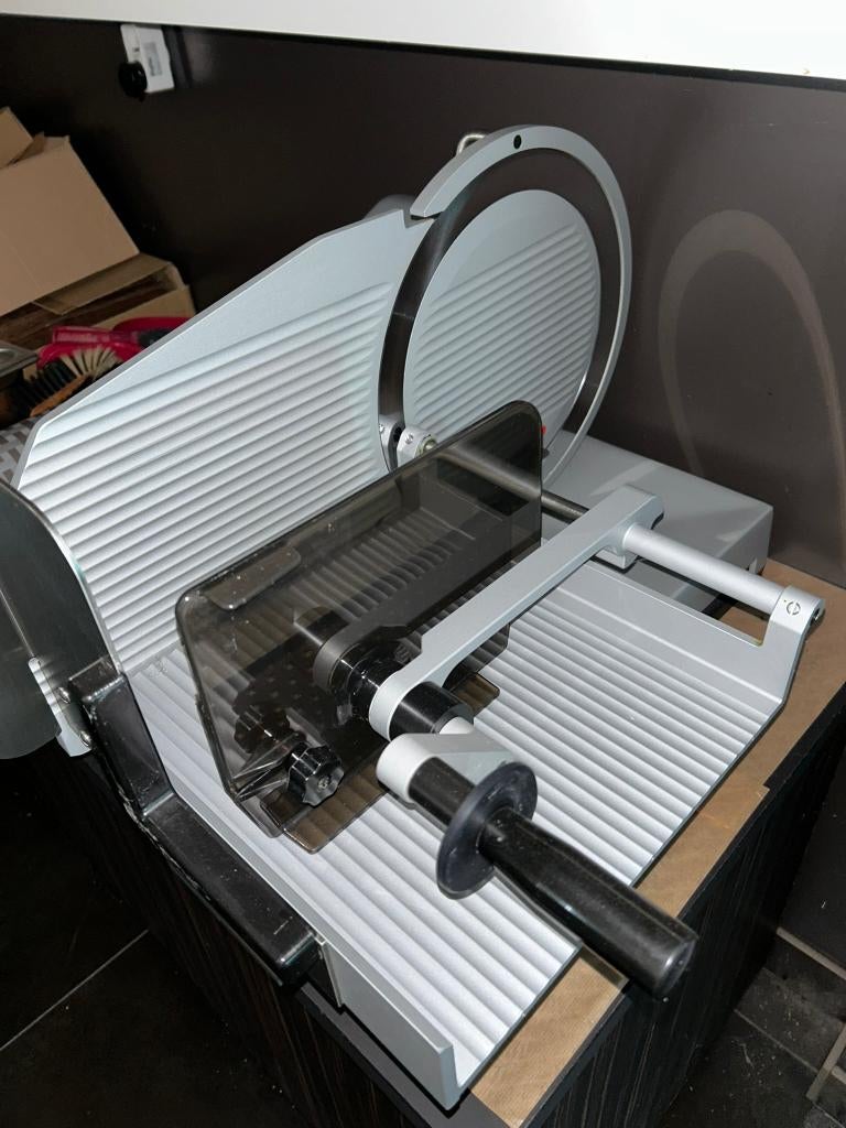 Proffesionele snijmachine Graef Master 3310, Articles professionnels, Horeca | Équipement de cuisine, Boulangerie et Boucherie