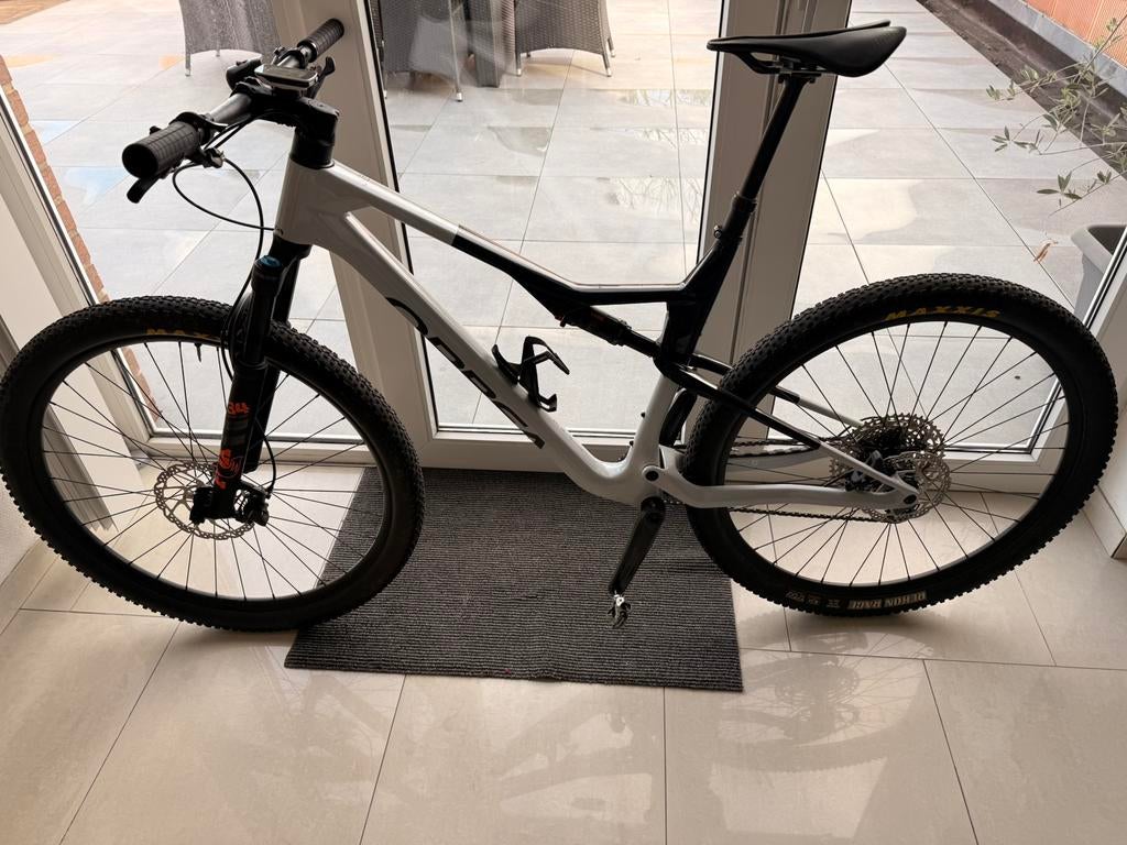 VTT tout suspendu orbea Oiz m30 + facture, Fietsen en Brommers, Fully, Ophalen of Verzenden, Zo goed als nieuw, Overige merken