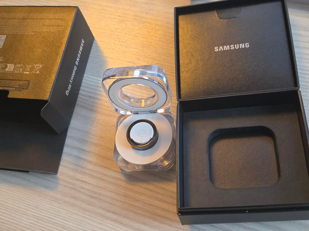 Samsung Galaxy Ring Size:10 with warranty and box, Telecommunicatie, Wearable-accessoires, Gebruikt, Ophalen of Verzenden, Samsung