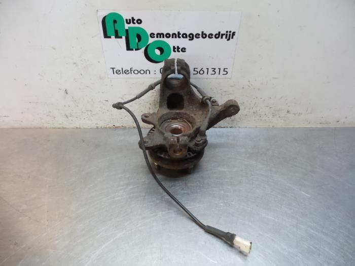 Fusee rechts-voor van een Ford KA (KA 96-), Gebruikt, -, -, Ophalen of Verzenden