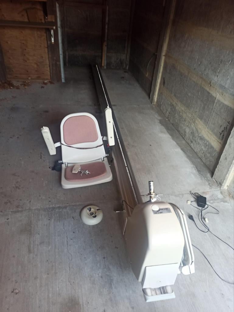 roltrap naar de tweede verdieping, Ophalen of Verzenden