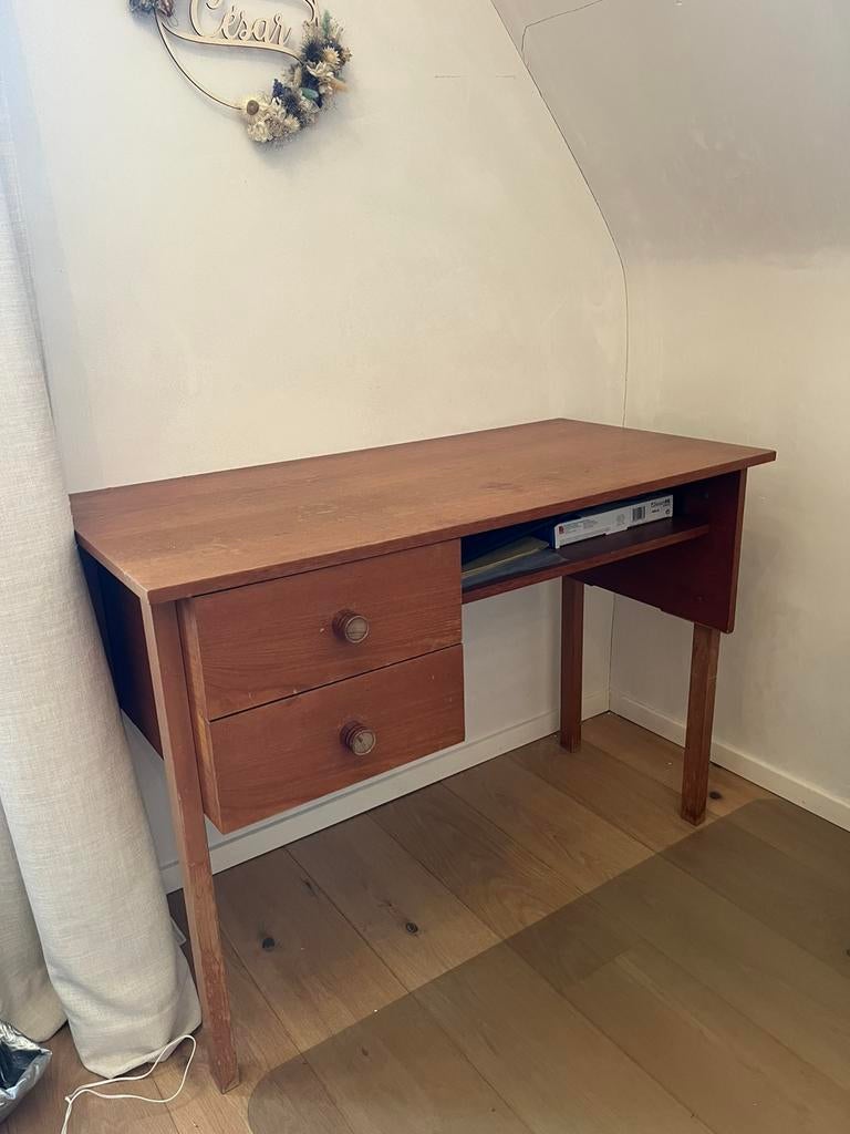 Handig brureautje, Ophalen, Zo goed als nieuw