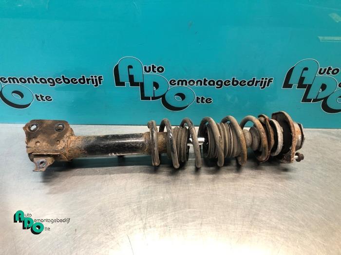 Barre amortisseur avant droit d'un Daihatsu Cuore (Cuore 03-, Daihatsu, -, 3 mois de garantie, Utilisé