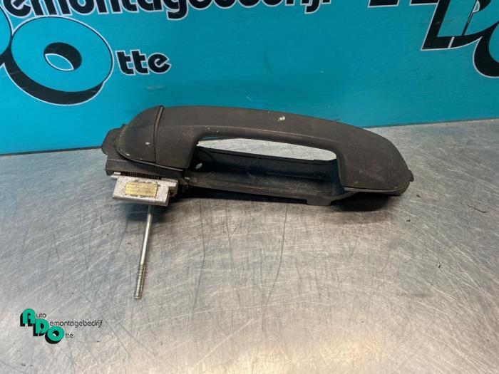 Portiergreep 2Deurs links van een Ford Transit Connect (Tran, Auto-onderdelen, Carrosserie, Gebruikt, -, -, Ophalen of Verzenden