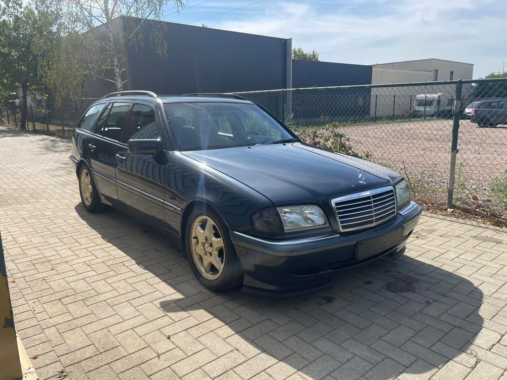 Mercedes-Benz C240 1998 V6 Benzine, Autos, Cuir, Achat, Noir, 5 portes