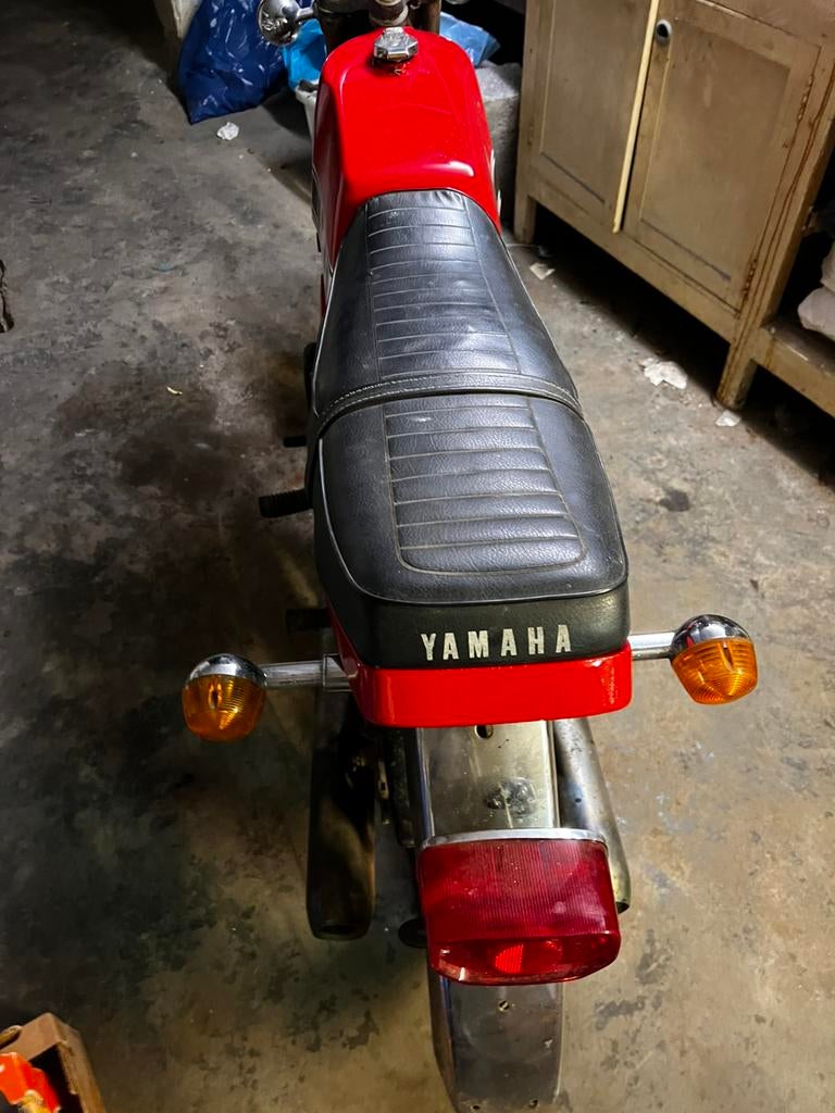 Yamaha rd 125 eerste serie nieuwe lak, Fietsen en Brommers, Ophalen of Verzenden, Yamaha