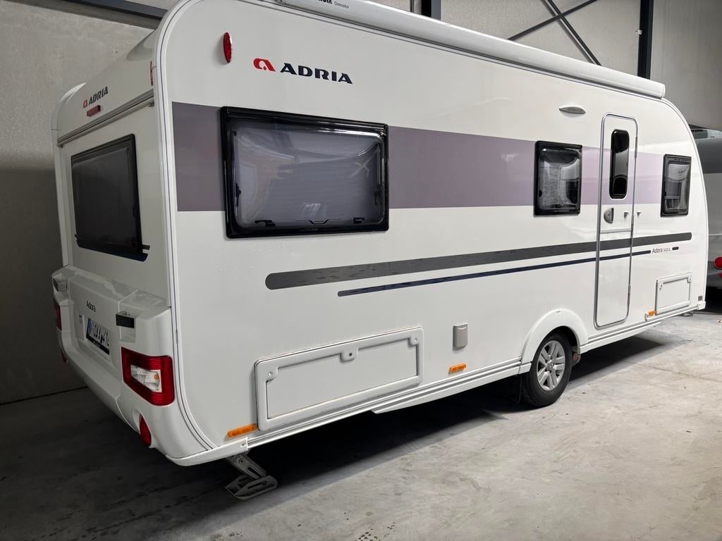Adria adora 540 aparte bedden. 2017, Caravans en Kamperen, Caravans, Particulier, Fietsenrek, Adria