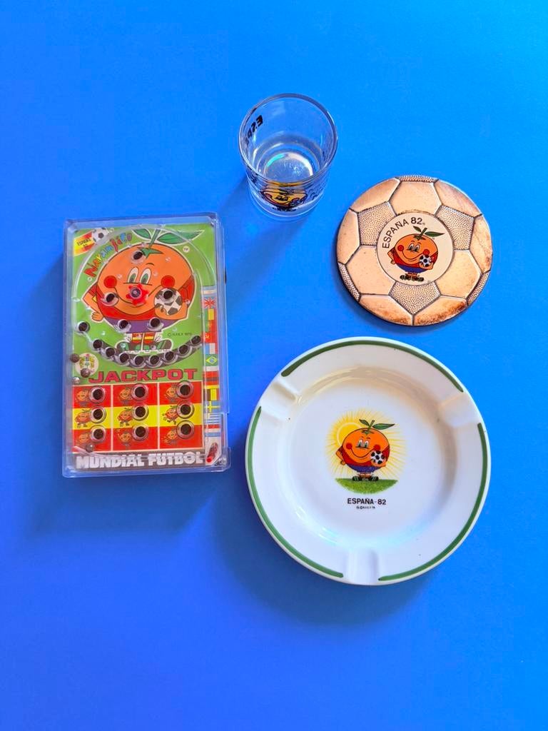 Objet souvenir de la Coupe du monde Espagne 82, Envoi, Comme neuf