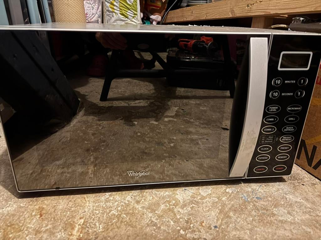 Four à micro-ondes Whirlpool Combi, Electroménager, Micro-ondes, Enlèvement ou Envoi, Comme neuf