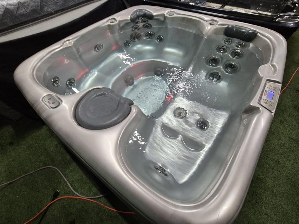 Coleman jacuzzi Volledig Amerikaanse spa ‍‍‍‼️, Ophalen of Verzenden