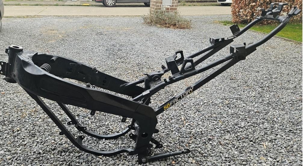 Cadre Yamaha TZR 50, Enlèvement, Utilisé