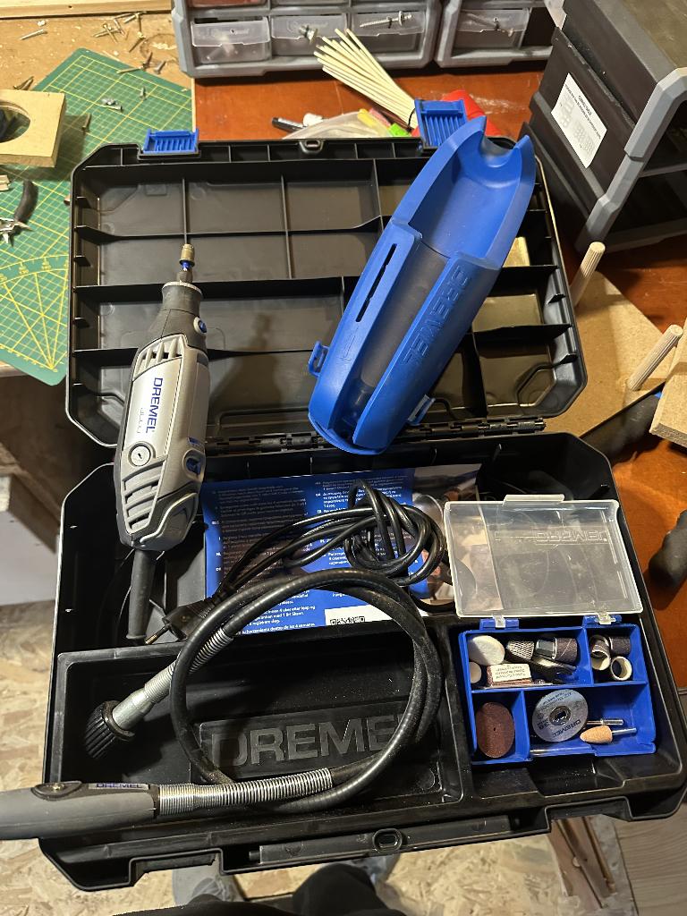 Dremel 3000 Multi + accessoires + flexibel, Ophalen of Verzenden, Zo goed als nieuw