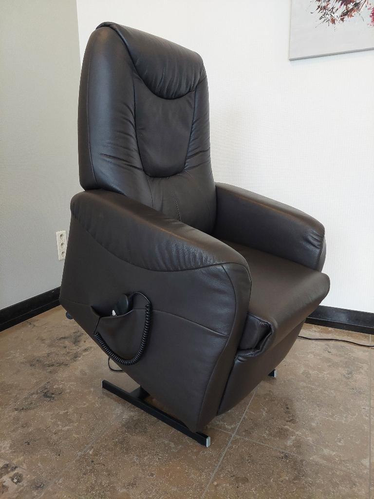 elektrische relaxzetel met liftfunctie, Ophalen, Zo goed als nieuw