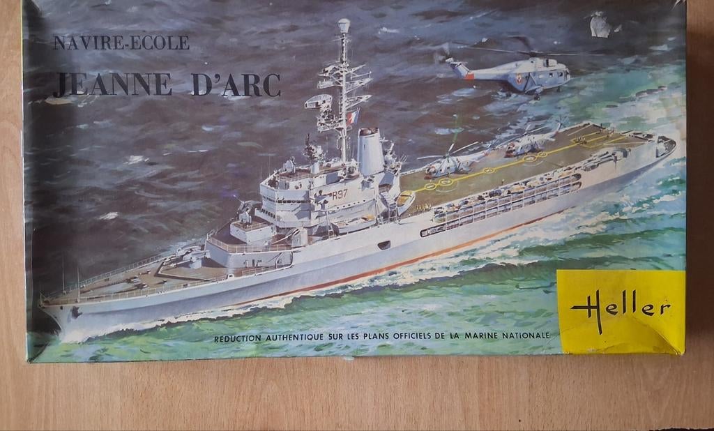 Navire-École Jeanne D'Arc, Heller 1/400, 1967, Hobby & Loisirs créatifs, Modélisme | Bateaux & Navires, Comme neuf, 1:200 ou moins