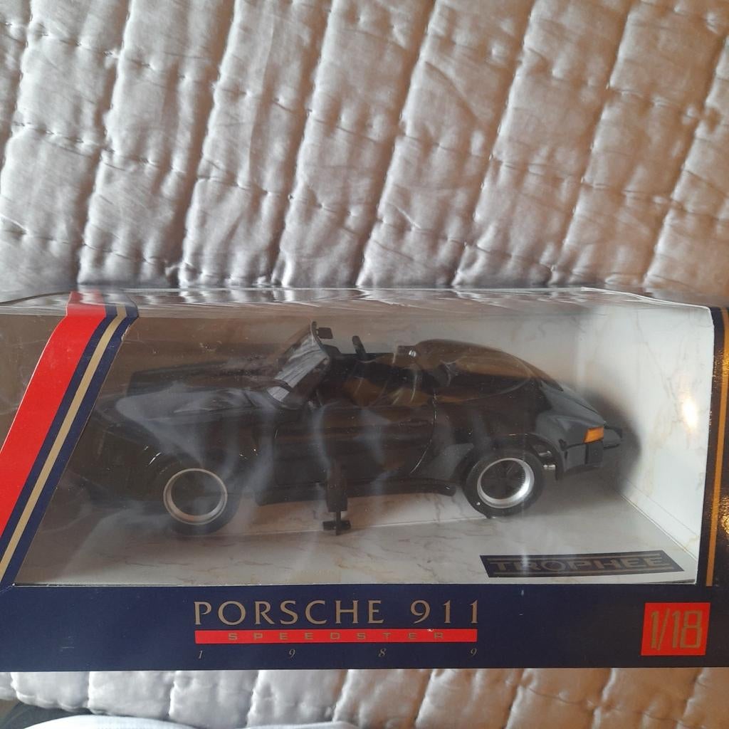 MAISTO 1/18 PORSCHE 911 SPEEDSTER 1989 *MIB*, Ophalen, Nieuw, Auto, Maisto