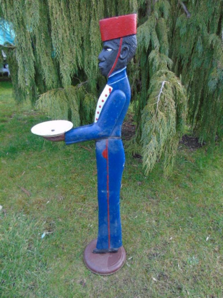 statue un noir en fonte couleurs serviteur groom, Enlèvement, Comme neuf, Métal, Homme