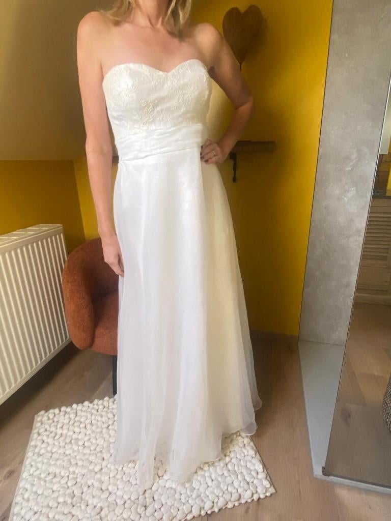 Robe de mariée R&R, Enlèvement ou Envoi, Comme neuf, Beige, Robe de mariée