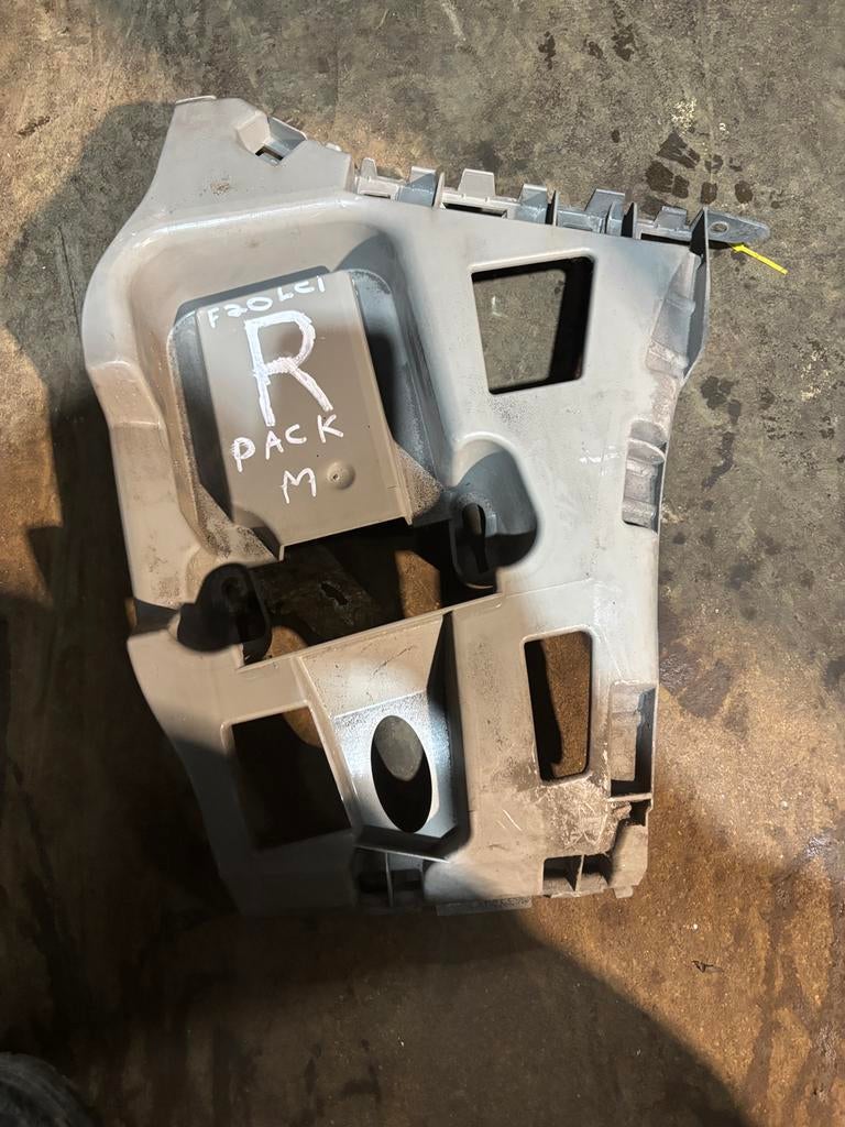 Guide pare-chocs droit BMW F20 LCI PACK M 51128063452, Autos : Pièces & Accessoires, Pare-chocs, Enlèvement, Utilisé, /