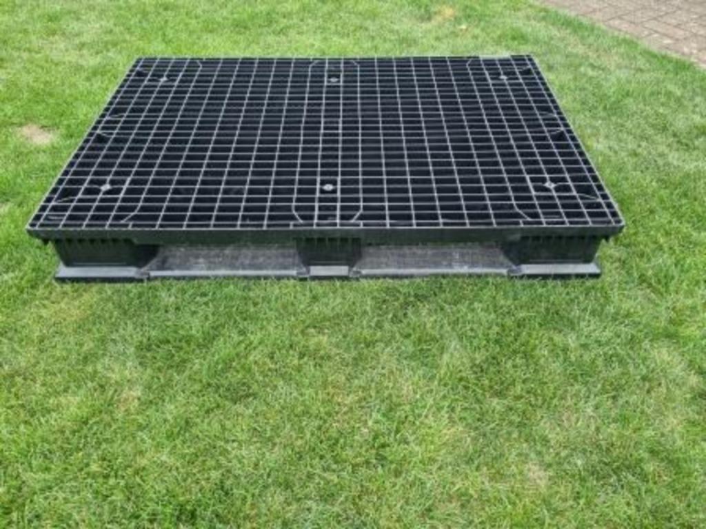 Nieuwe zwarte kunststof pallets ( Ibc , Tonnen , Vaten ), Ophalen, Nieuw, Kunststof