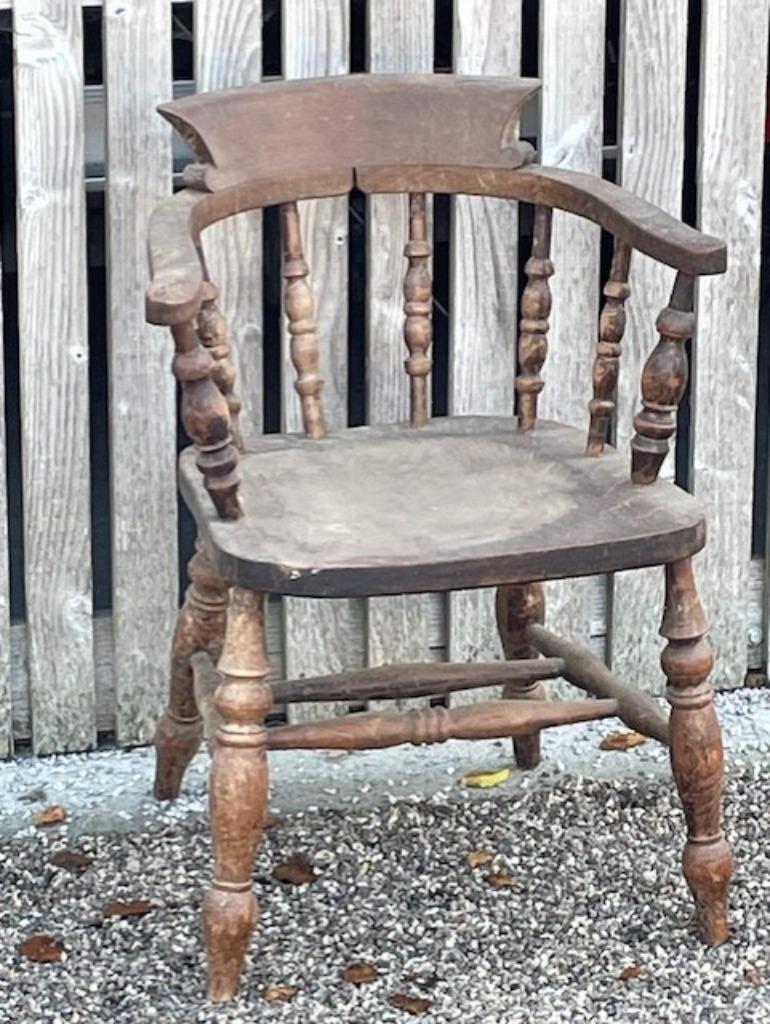 Authentieke Engelse captain's chair, Ophalen