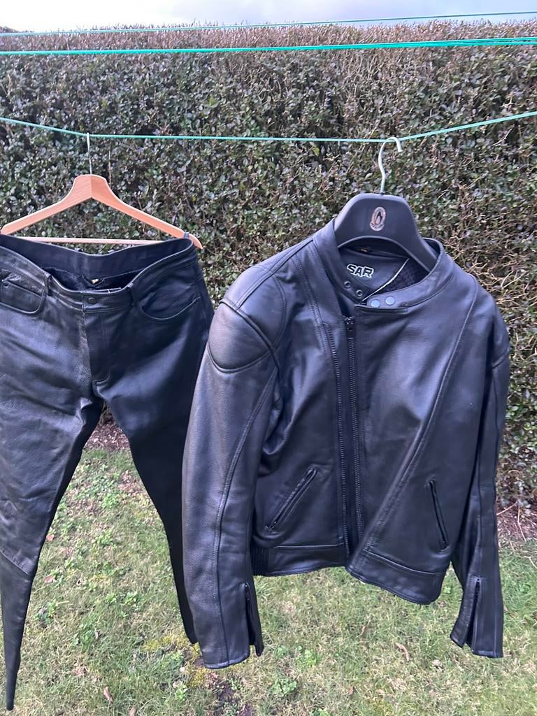 vest en broek leder, Motos, Enlèvement, Combinaison