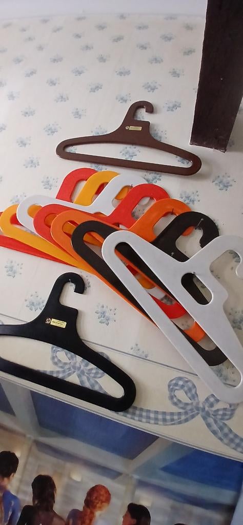 Cintres Ingo – Art Déco, Vêtements | Femmes, Cintres, Comme neuf, Bois, Adultes, Enlèvement ou Envoi