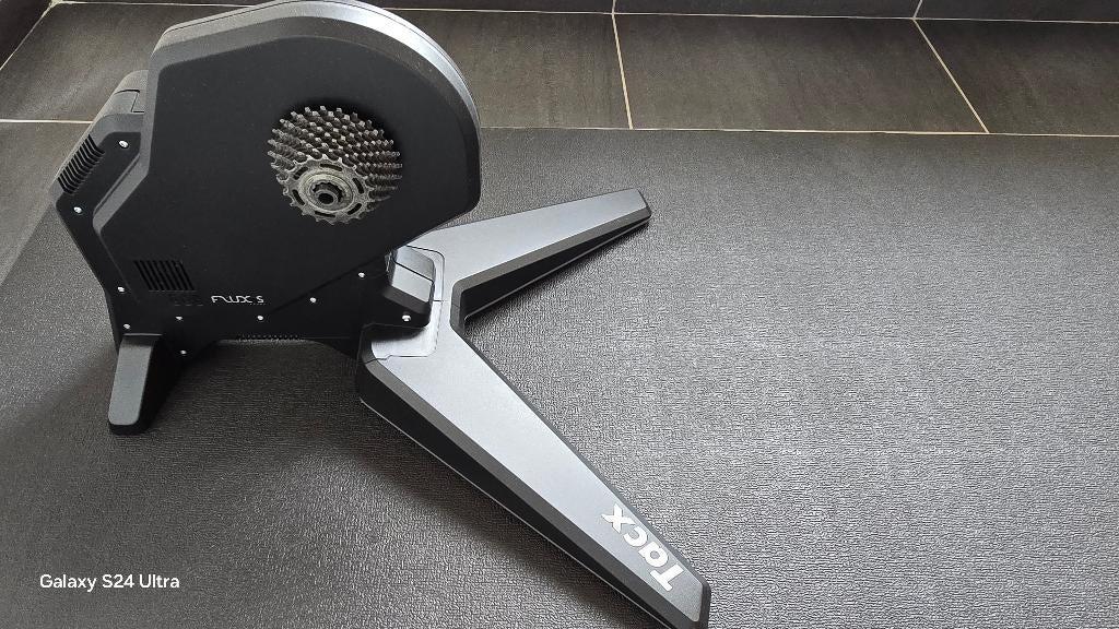 Tacx Flux S + matje, Sport en Fitness, Wielrennen, Ophalen, Nieuw, Overige typen