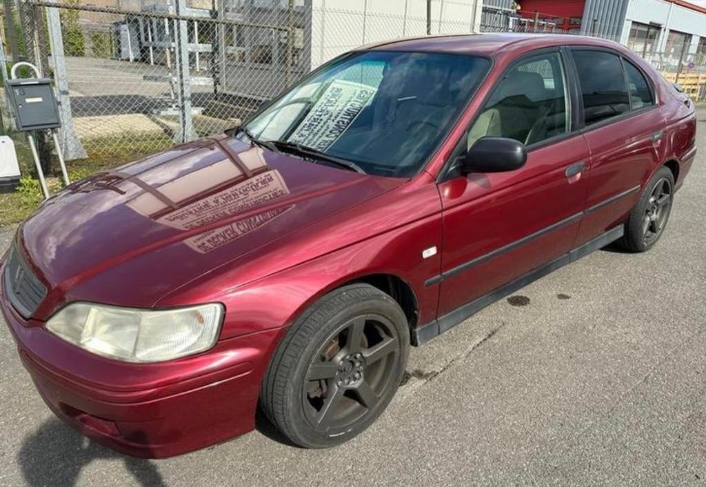 Honda accord  Deel één aanwezig deel twee is kwijt, Auto's, Bedrijf, Onderhoudsboekje, Accord, Te koop