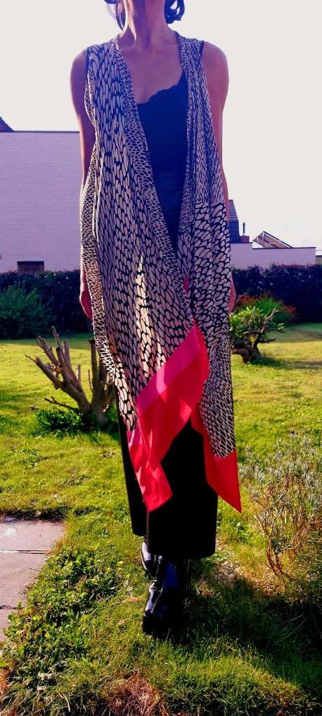 T-shirt met sjaal, Maat 38/40 (M), Nieuw, Ophalen of Verzenden, Essentiel Antwerp