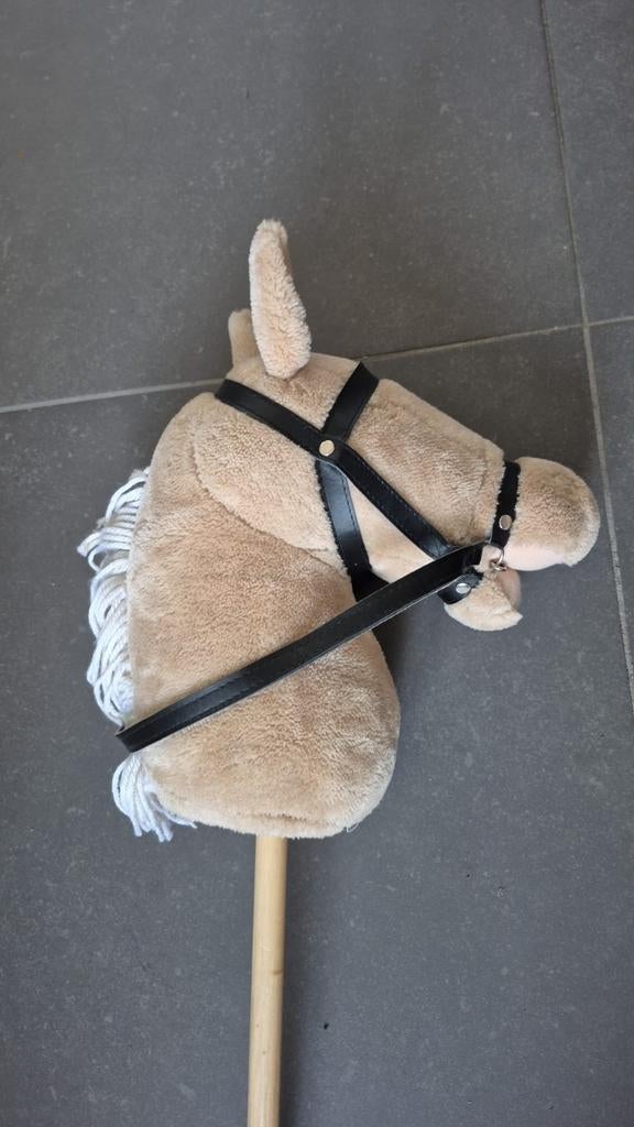 HOBBY HORSE Pluchen Stokpaard, Enlèvement